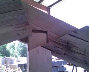 Connection cross section of the top joint of the truss